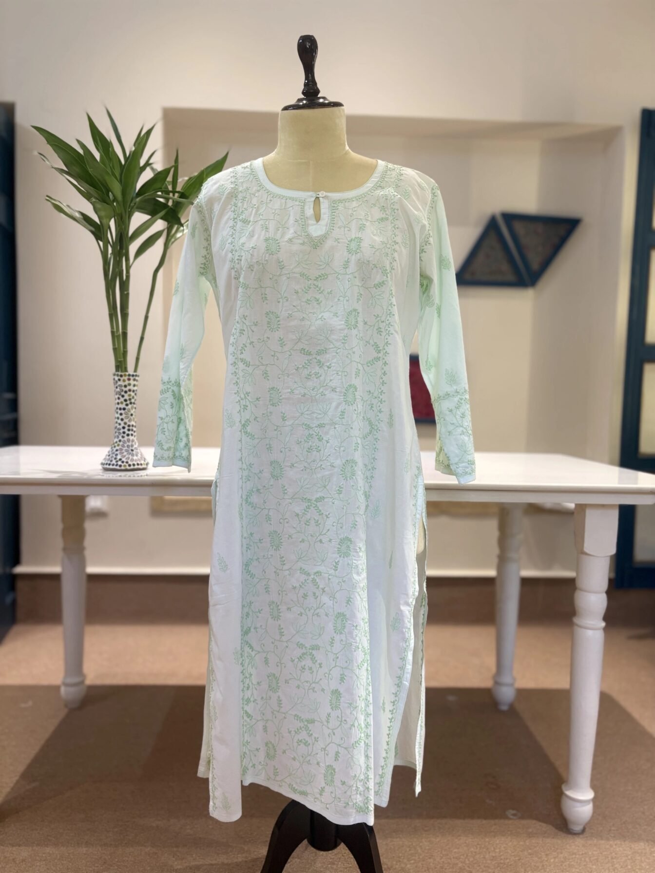 Mint Green Self-Embroidered Chikankari Cotton Kurti