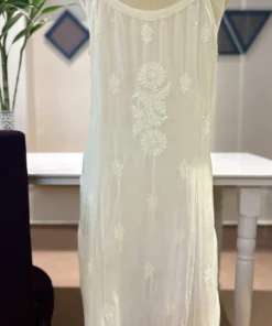 Alternative view of Muslin Handcrafted Chikankari Strap Kurti – Size 44