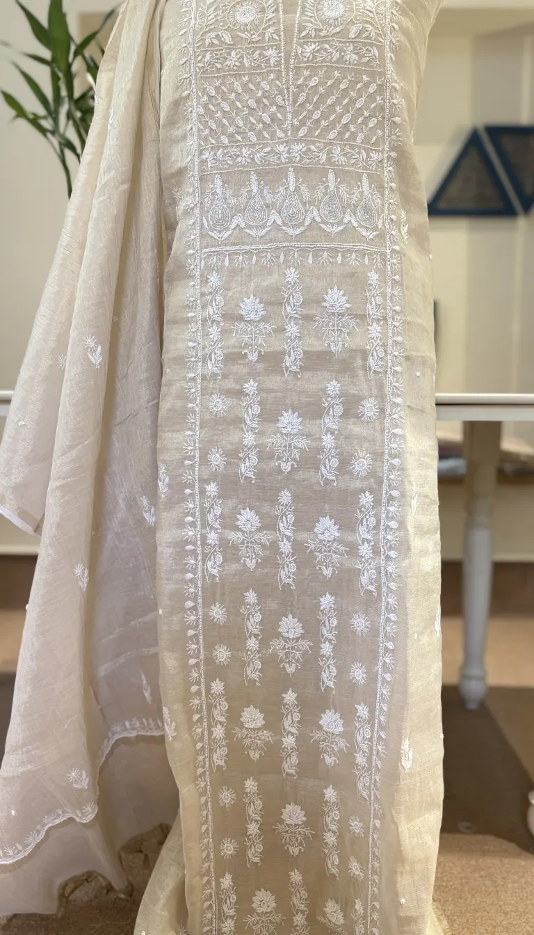 Chikankari Tissue Set - Image 3