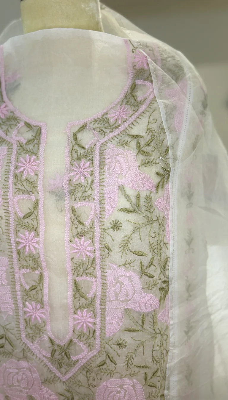 Alternative view of Blush Rose Organza Chikankari Pearl Set